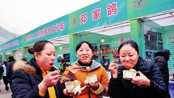 消費扶貧直通車 農副產品銷售火熱，特色美食香飄四溢